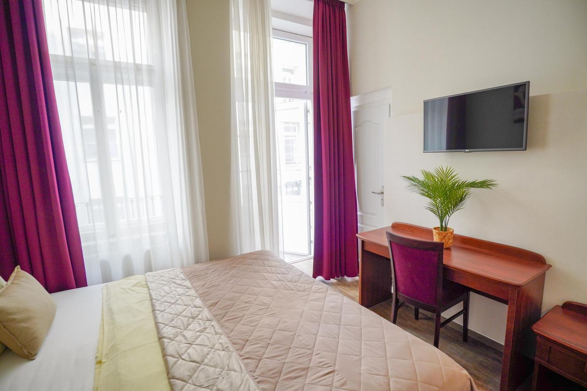 Elegant & Stylish Center Apartments! Praga Exterior foto