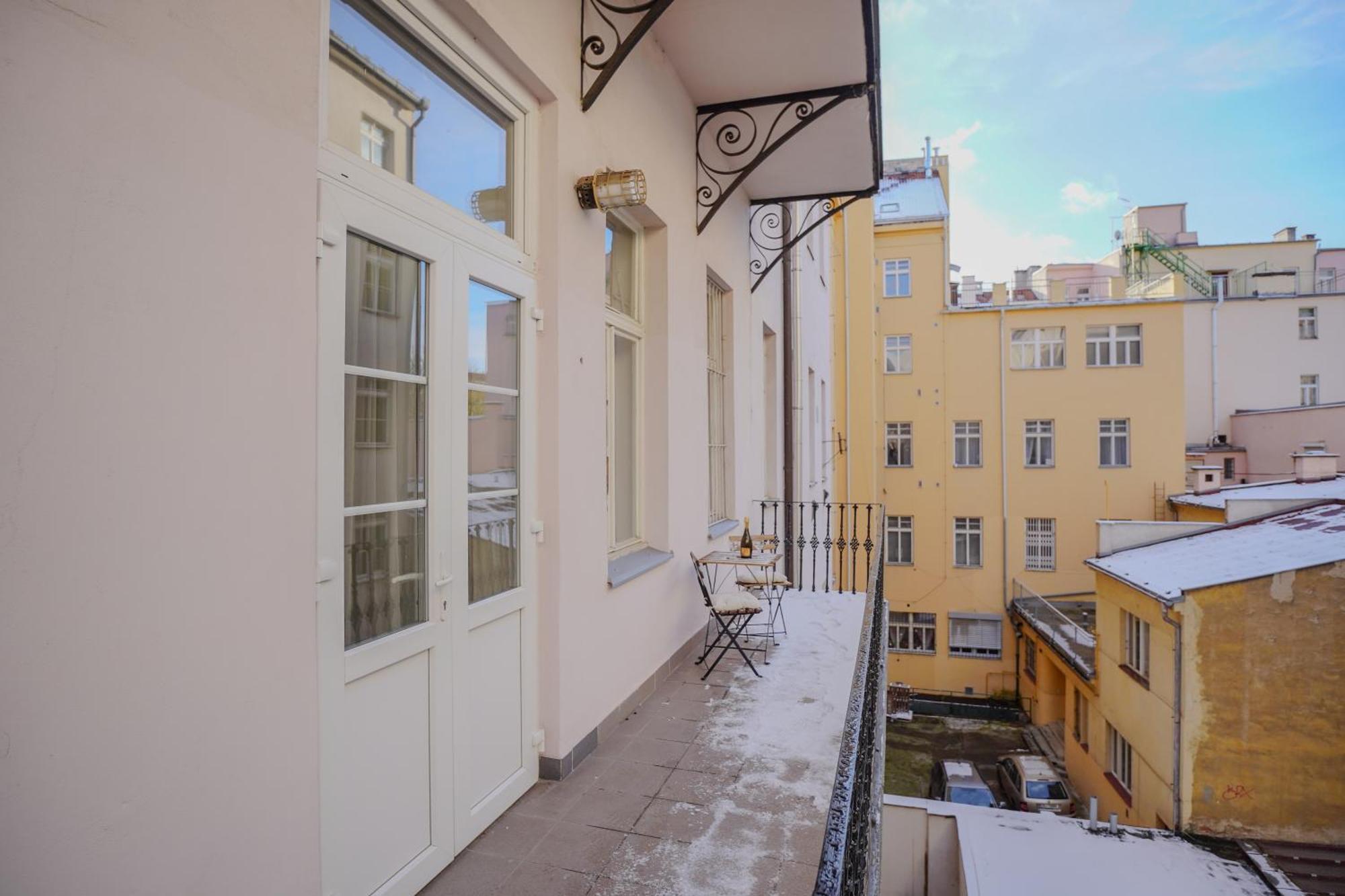 Elegant & Stylish Center Apartments! Praga Exterior foto