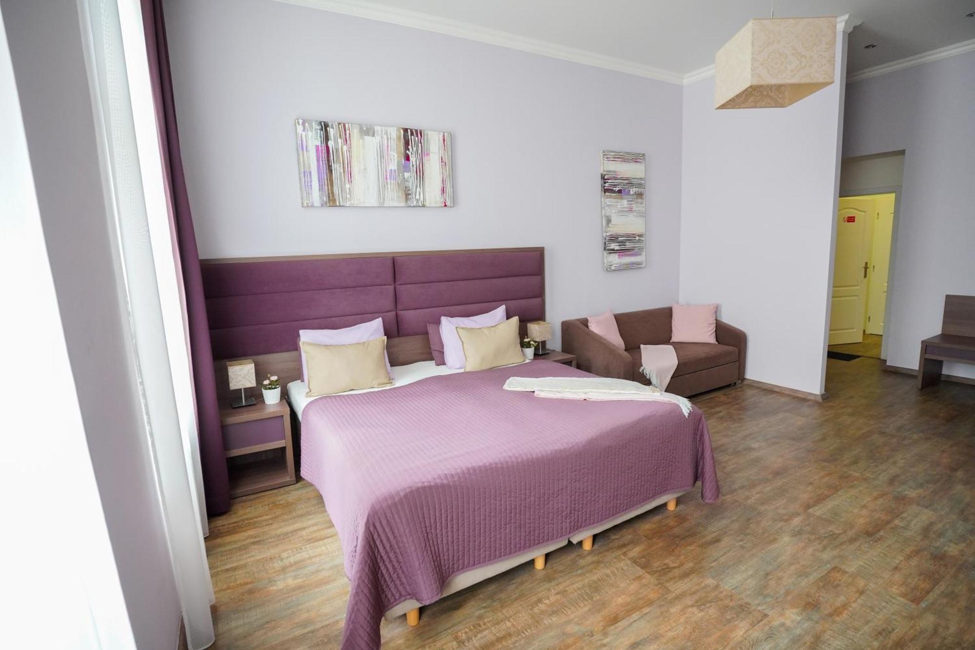 Elegant & Stylish Center Apartments! Praga Exterior foto